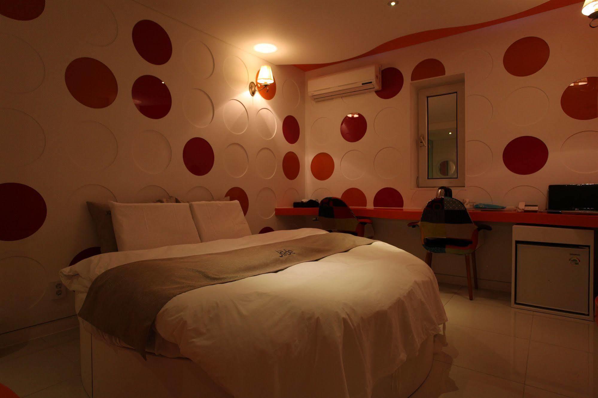 Hotel Jade Сеул Екстериор снимка